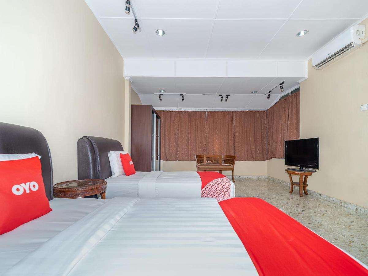 Oyo 89932 Dd Homestay Кота-Кинабалу Экстерьер фото