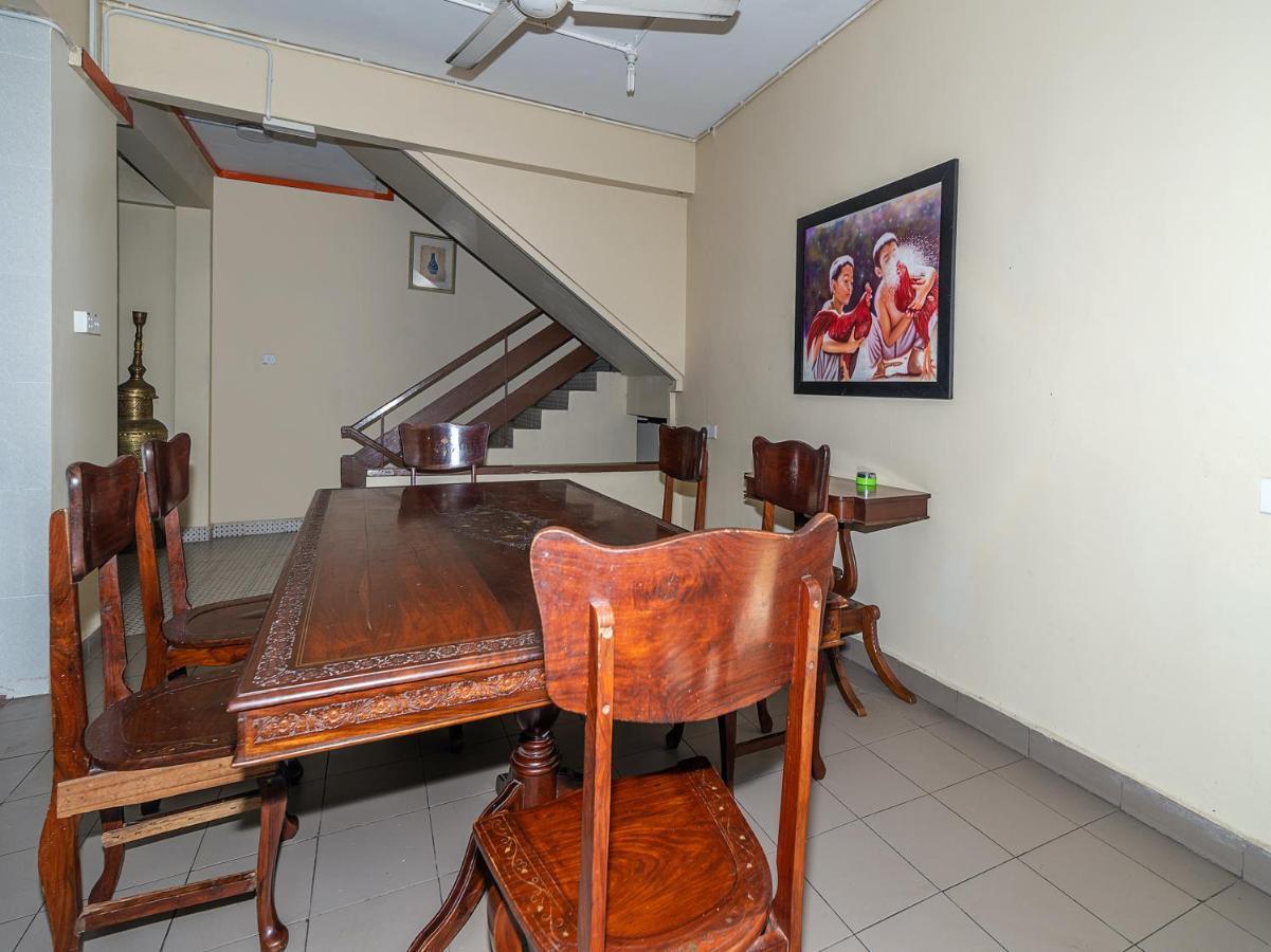 Oyo 89932 Dd Homestay Кота-Кинабалу Экстерьер фото