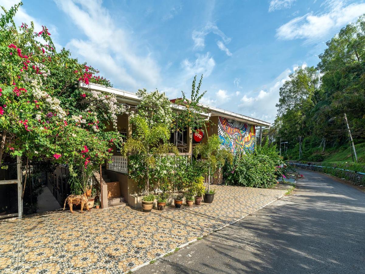Oyo 89932 Dd Homestay Кота-Кинабалу Экстерьер фото