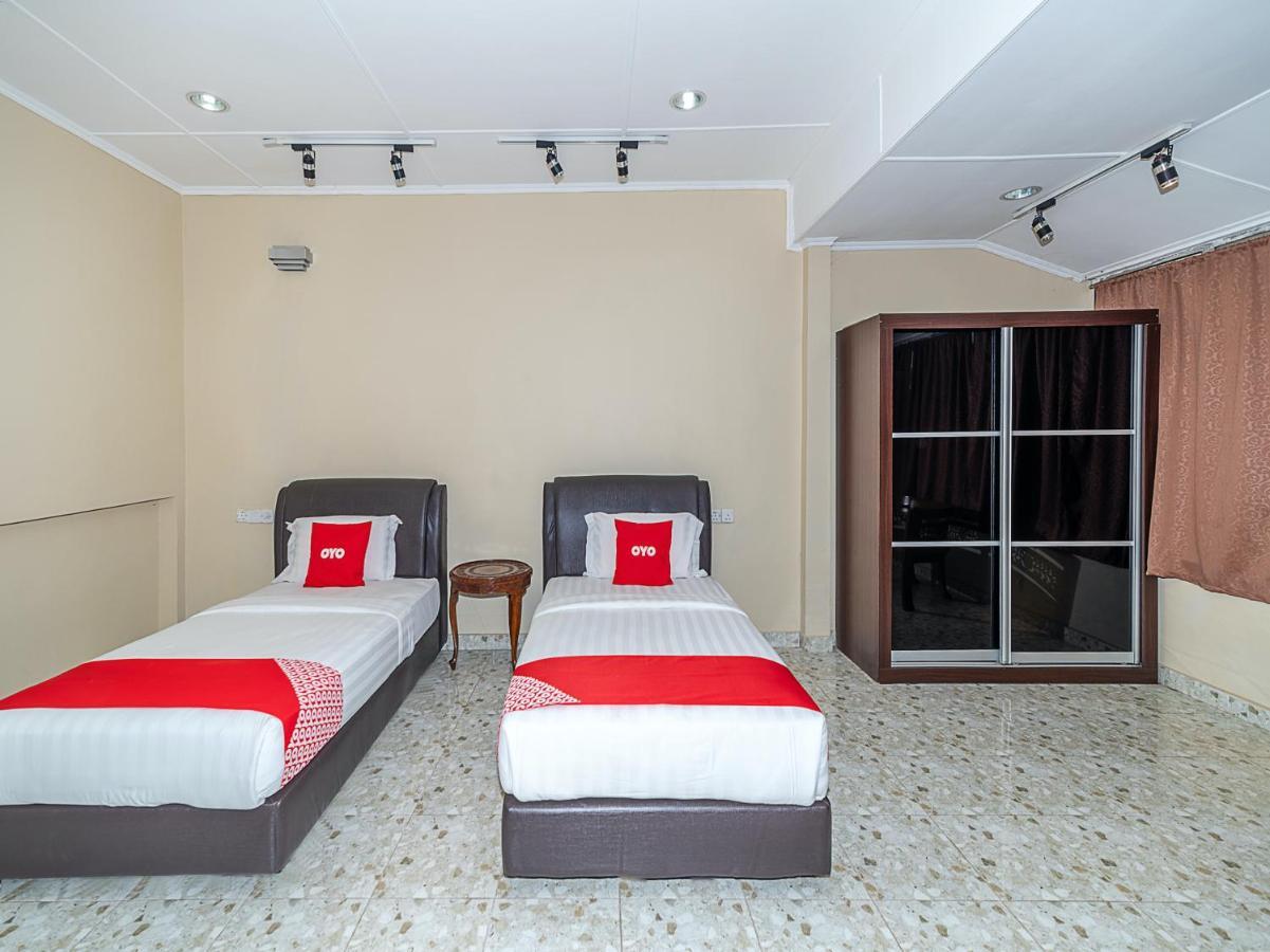 Oyo 89932 Dd Homestay Кота-Кинабалу Экстерьер фото
