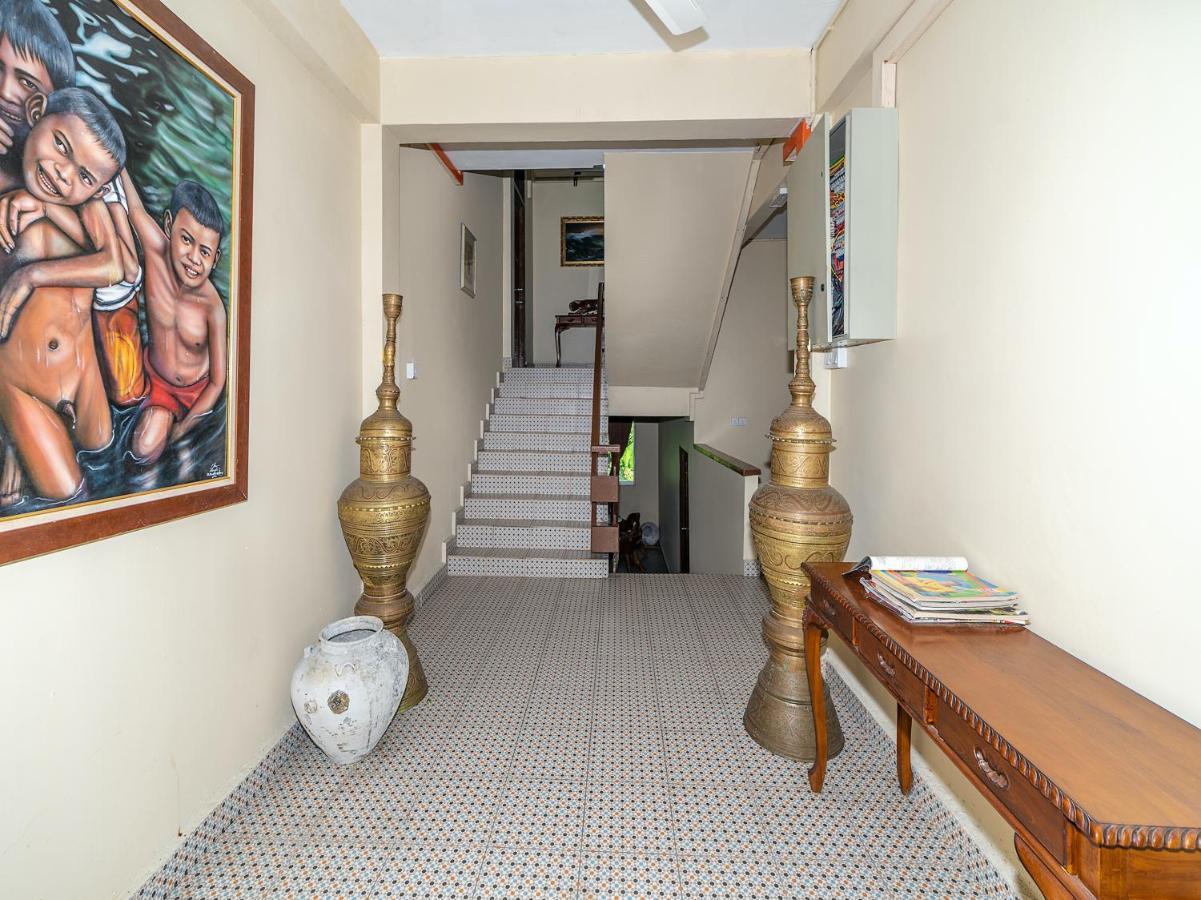 Oyo 89932 Dd Homestay Кота-Кинабалу Экстерьер фото